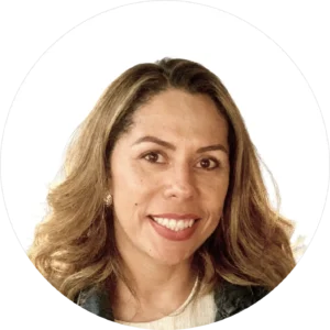 Camila Souza, Head of Customer Success, Dragonboat